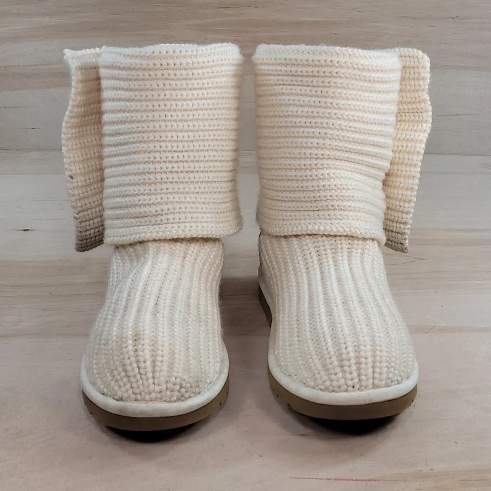 Ugg Classic Cardy Tall Women's Badge Boots - Picture 5 of 11